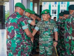 Mayjen TNI Achmad Daniel Chardin Sambut Prajurit Pasca Latma dengan US Army di Hawaii