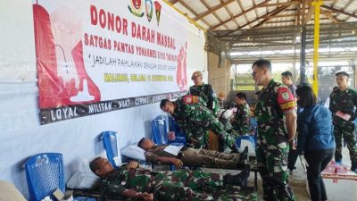 Peringati Hari Juang TNI AD Ke-77, Satgas Pamtas Yonarmed 5/105 Tarik/Pancagiri Gelar Baksos