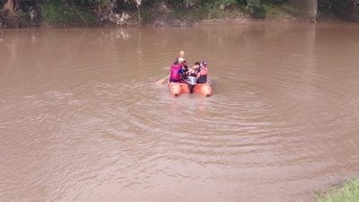 Seorang Wanita di Banjar Nekat Loncat dari Atas Jembatan Baru