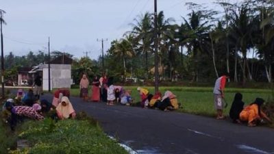 Hebat! Warga Desa Sindangsari Gotong Royong Jaga Kebersihan Lingkungan
