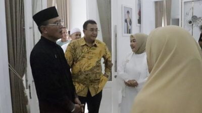 Hadiri Syukuran Pindahan Kantor Notaris, Herdiat Beberkan Ini