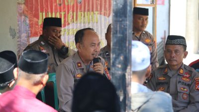 Lewat Jumat Curhat, Wakapolres Pangandaran Tampung Aspirasi Masyarakat