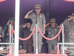 Herdiat Bertindak Sebagai Inspektur Upacara Peringatan HUT Ke-73 Satpol PP
