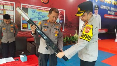 Polisi Sita Lodong Rakitan Dari Tangan Pembuat Onar di Bundaran Marlin