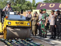 Ratusan Botol Miras dan Knalpot Hasil Operasi Dimusnahkan Polres Ciamis