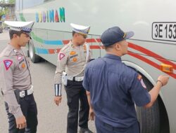 Cegah Fatalitas Kecelakaan, Satlantas Polres Ciamis Gandeng Dishub Lakukan Ramp Check Bus AKAP