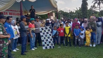 Ratusan Warga Ikuti Jalan Santai di Peringatan Hari Jadi Desa Neglasari Ke-39