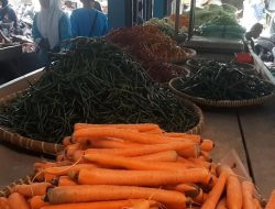 Jelang Hari Raya Idul Adha, Harga Bahan Pokok di Pasar Banjar Stabil