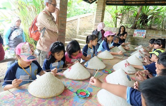 Kampoeng Wisata Cinangneng: Memadukan Wisata dan Pendidikan untuk Semua