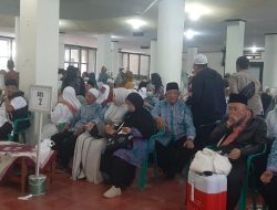 Wakil Wali Kota Banjar Sambut Kepulangan 187 Haji Kloter 37