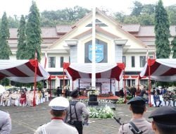 Upacara Hari Bhayangkara Ke-77 Polres Banjar Berjalan Khidmat