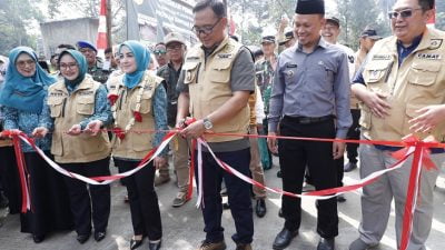 Plt Bupati Bogor Resmikan Alun-alun Desa Ciburayut Kecamatan Cigombong