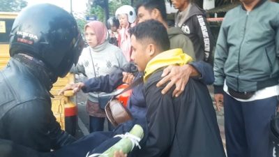 Pengendara Motor Di Banjar Dihantam Mobil Gegara Nekat Terobos Lampu Merah