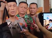 Kapolsek Pameungpeuk Dampingi Wakapolresta Bandung Jumat Curhat Bareng Warga Bojongkunci