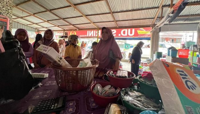 Rayakan HUT Ke-11, Toko Butik UD Syarini di Nunukan Berikan Kejutan Ke Pelanggan