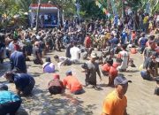 Meriahkan HUT RI Ke-78, Warga di Kota Banjar Gelar Tradisi Ngubyak Balong