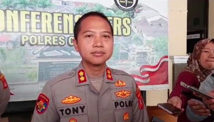 Polisi Periksa 2 Orang Saksi Buntut Kecelakaan Mobil Alphard Bupati Pangandaraan dengan Motor di Ciamis