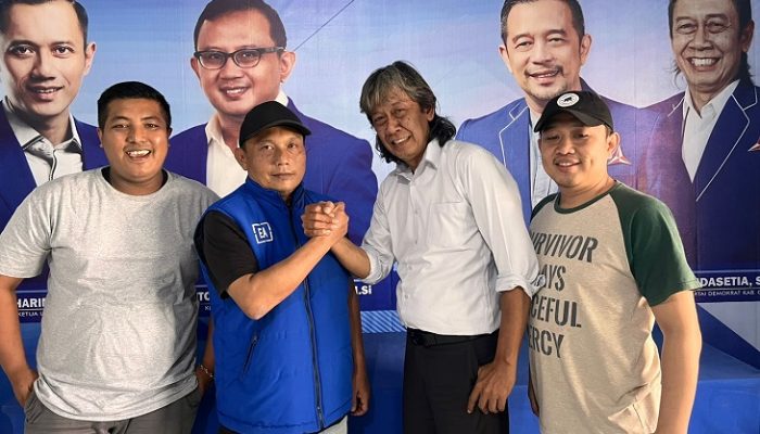 Gabung ke Demokrat, Ketua Viking Ciamis Siap Birukan Tatar Galuh