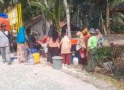Relawan ATS, Suplai Air Bersih Kepada Warga Terdampak Kekeringan di Pangandaran