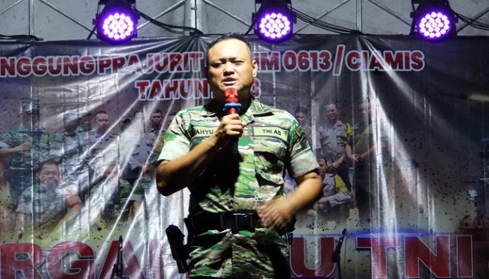 Pagelaran Kesenian Tradisional Kuda Lumping Meriahkan HUT Ke-78 TNI di Banjar