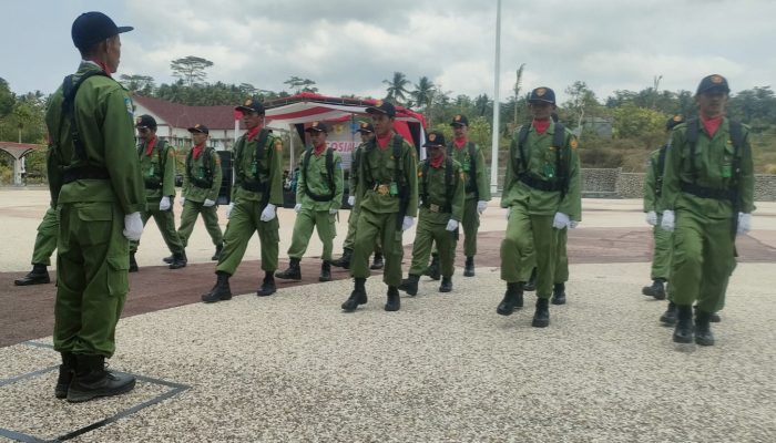Bupati Jeje Buka Lomba PBB Linmas Se-Kabupaten Pangandaran di Alun-alun Pangabea