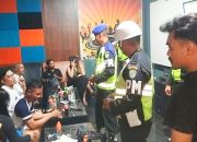 Petugas Gabungan Razia Tempat Hiburan di Pangandaran