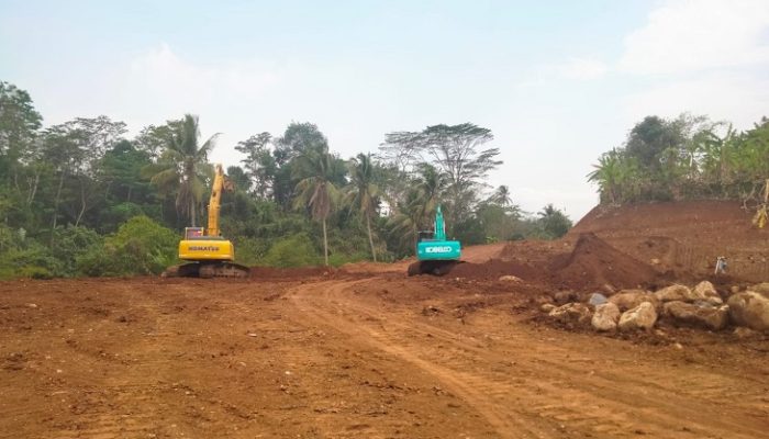 Dimintai Keterangan Terkait Penggunaan BBM, Humas Proyek Pembangunan PLTMH Memilih Bungkam