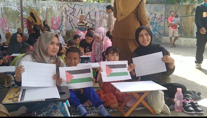 Bentuk Rasa Peduli, Ratusan Siswa TK di Kota Banjar Lomba Mewarnai Bendera Palestina dan Galang Dana