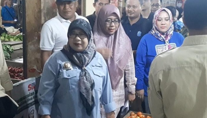 Menjelang Nataru, Pj Walkot Banjar Lakukan Sidak di Pasar Tradisional