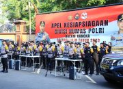 Kadiv Humas Pimpin Upacara Gelar Pasukan Kesiapsiagaan Ops Lilin 2023