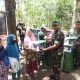 Hari Juang TNI AD, Kodim 0613/Ciamis Bagi Sembako dan Tanam Pohon Bersama Warga Banjar