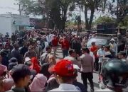 Dukung Pinjaman Rp 350 M, Ribuan Massa Peduli Pembangunan Pangandaran Datangi Gedung DPRD