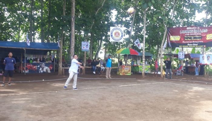 Kampanye Tatap Muka, Deni Herdiandi Gelar “Raden Cup” Bola Voli di Banjar