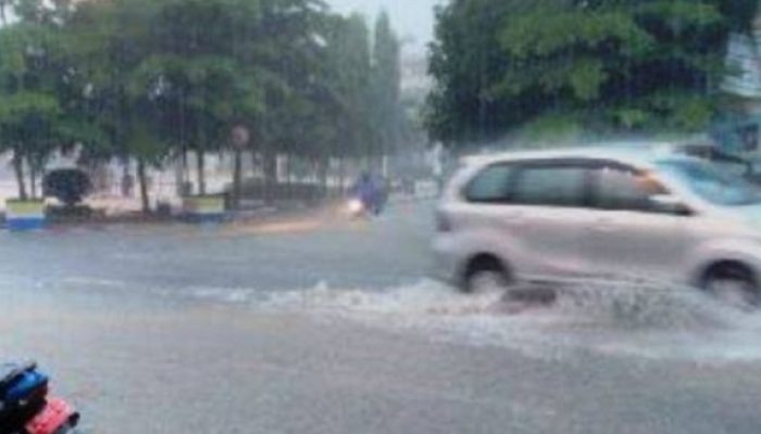 Drainase Buruk, Sebabkan Banjir di Sudut Alun-alun Kota Banjar