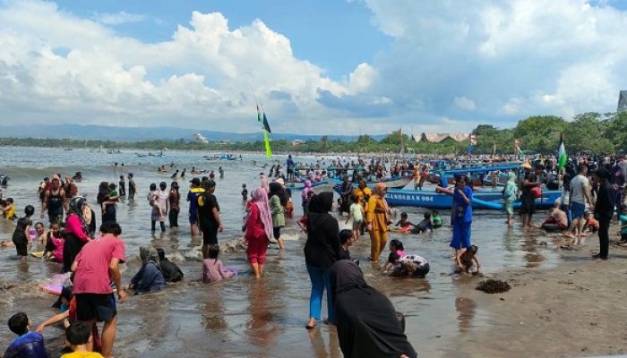 Menikmati Liburan Akhir Pekan di Pangandaran