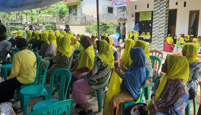 Warga Pagerbatu Antusias Ikuti Kampanye Tatap Muka Caleg Golkar