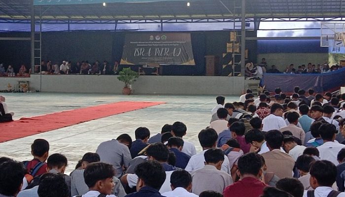 Rajaban di SMA Negeri 1 Pangandaran Bertemakan “Memetik Hikmah Isra Mi’raj di Era Digital”