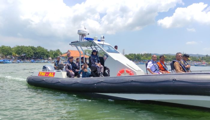 Sea Rider “Rigid Bouyancy Boat 12 Meter“ Perkuat Pangkalan TNI AL Bandung