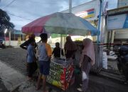 Ramadhan Berkah: Kisah Mang Nanang yang Sukses Berjualan Cilor di Banjar dengan Peningkatan Penjualan Hingga Dua Kali Lipat