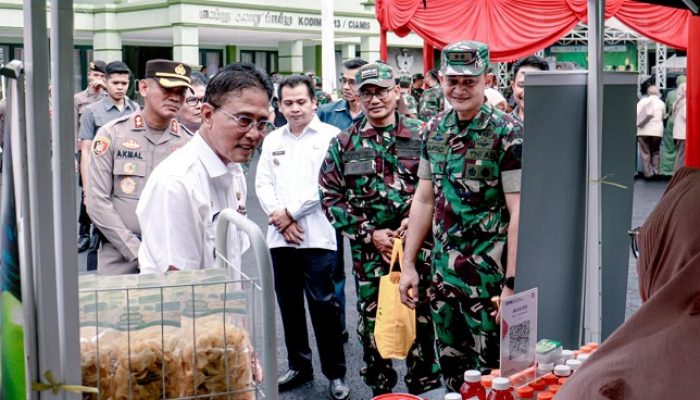 Solusi Hadapi Harga Kebutuhan Pokok Tinggi, Kodim 0613 Ciamis Gelar Bazar Murah