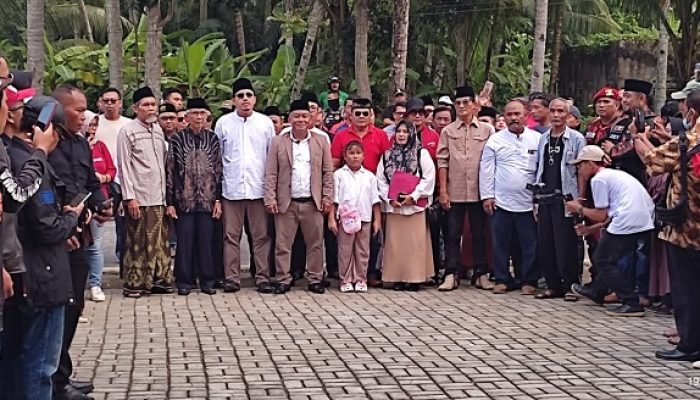 Daftar Balon Bupati Ke DPC PDI Perjuangan, Dadang Solihat Diantar Ribuan Warga