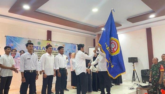 Pelantikan Pengurus MUI, KONI, PHBI dan Karang Taruna Sebatik Timur
