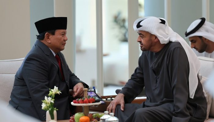 Menhan Prabowo Kunjungi Presiden MBZ di UEA, Ini Yang Dibahas