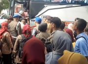 Keluarga Sambut Kedatangan Jemaah Haji Kota Banjar dengan Penuh Syukur