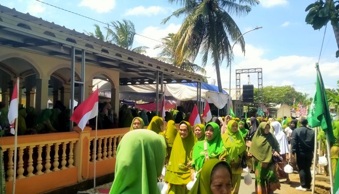 Antusiasme Muslimat NU Langensari dalam Yumul Ijtima Sambut Maulid Nabi