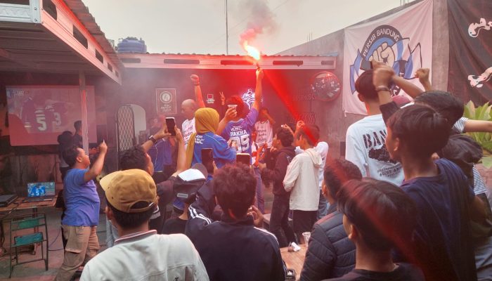 Kebersamaan Bobotoh Banjar: Nobar Persib sebagai Simbol Persatuan
