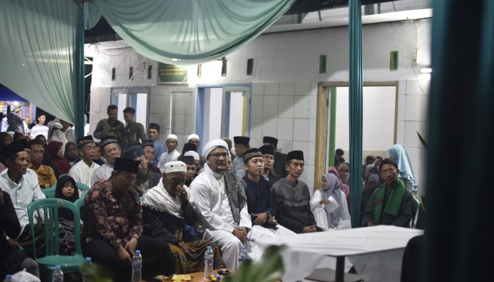 Peringatan Maulid Nabi di Dusun Parung: H. Nana Suryana Tekankan Pentingnya Akhlak Nabi
