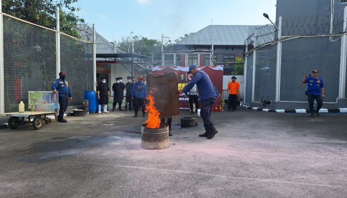 Lapas Kelas II B Banjar Mitigasi Bencara Kolaborasi BPBD dan Damkar Kota Banjar
