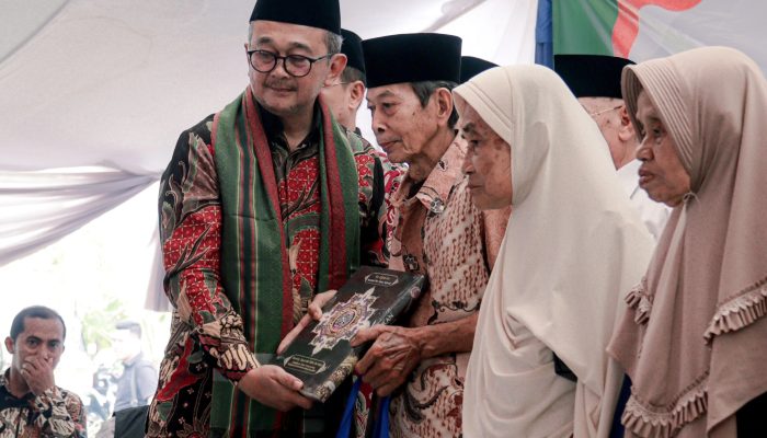Budi Waluya Resmikan Desa Cisontrol sebagai Kampung Zakat Pertama di Kecamatan Rancah