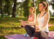 Menemukan Kekuatan Melalui Yoga